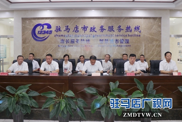 副市长贾迎战接听12345政务服务热线  群众都反映了啥？