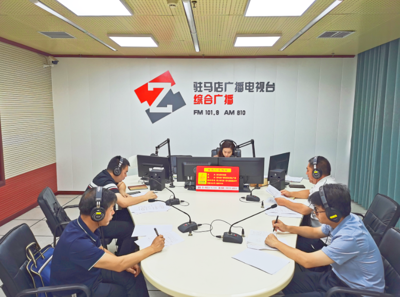 驻马店市林业局走进驻马店广播电视台《政风行风热线》直播间