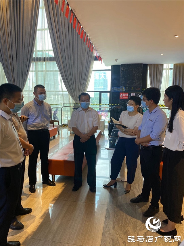 戚存杰一行实地调研中心城区影院复工复业情况