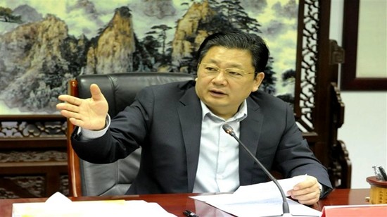 朱是西主持召开市政府第五十二次常务会议