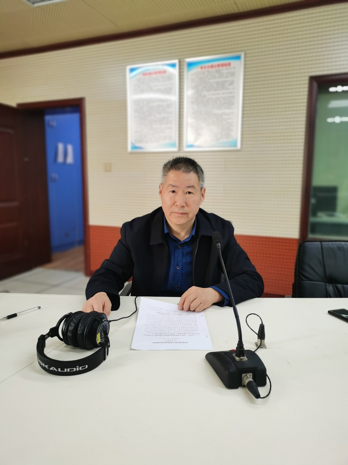 驻马店市林业局 走进驻马店广播电视台《政风行风热线》直播室